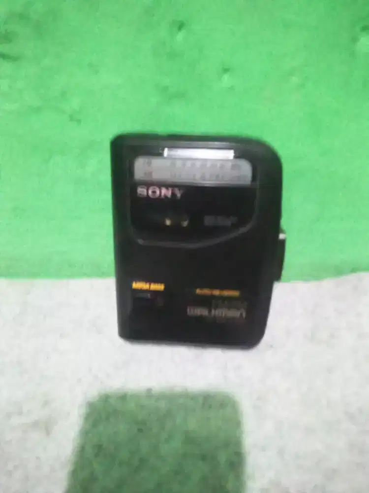 Walkman sony  fm/ am wm-FX303