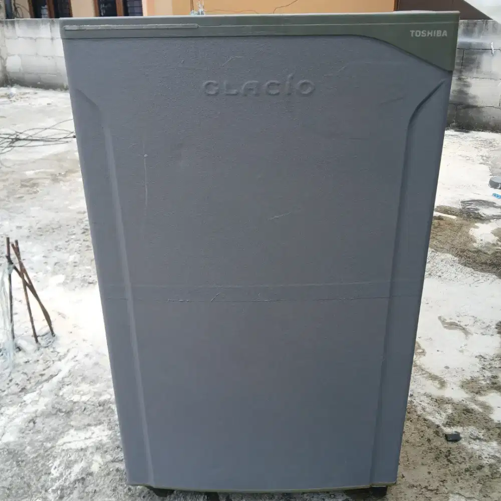 Kulkas 1 pintu toshiba