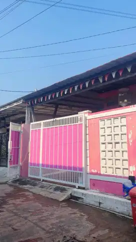 Rumah Hadap Timur 15 Mnt ke Paradise Walk Serpong Dibantu KPR J-36779