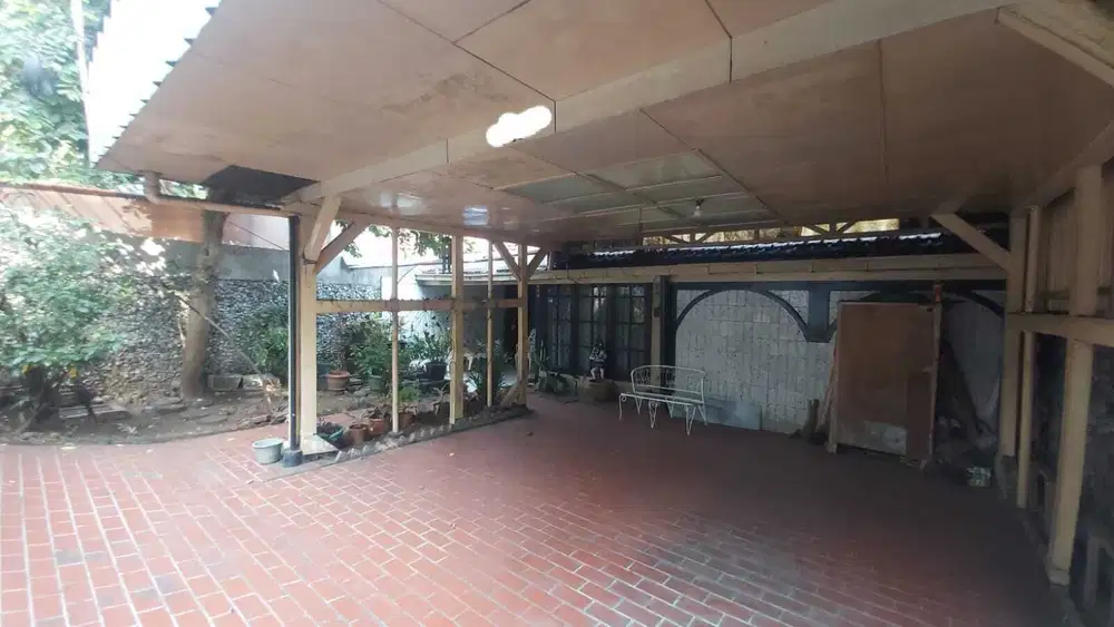 Dijual rumah  dengan harga menarik di Jl Lauser - Kebayoran Baru
