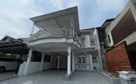 DIJUAL CEPAT Rumah Cantik Siap Huni di Cluster Favorit di Kota Wisata