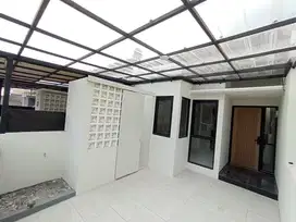 Rumah Strategis di arcamanik Cisaranten Kulon Bandung Bangunan baru harga Murah
