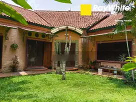 Rumah Jl. Brigif Raya, nyaman, asri, luas & dekat pintu Toll Brigif.
