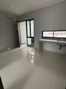 Disewakan Mura Rumah 2 Lantai di Podomoro Buah Batu