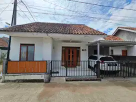 RUMAH MURAH LOKASI STRATEGIS DEKAT KE TOL SOREANG BANDUNG