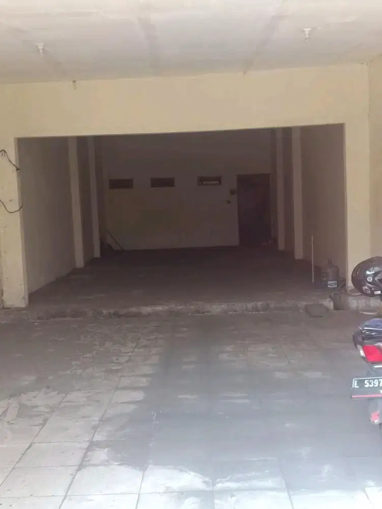 Di Sewakan Ruko 0 Jalan Raya Bratang