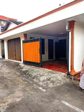 Rumah Murah Lahan Luas dan Strategis di Solo Baru