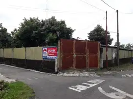 Jual cepat gudang + tanah siap usaha lokasi strategis