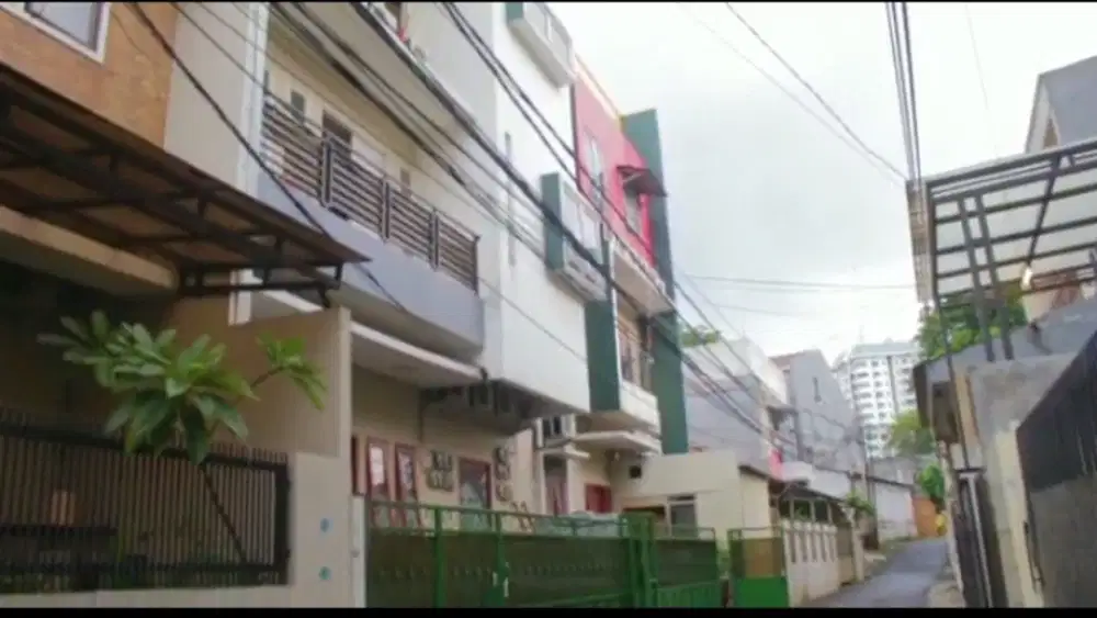 Rumah Kos 3 Tingkat di Bendungan Hilir,Jakarta Pusat