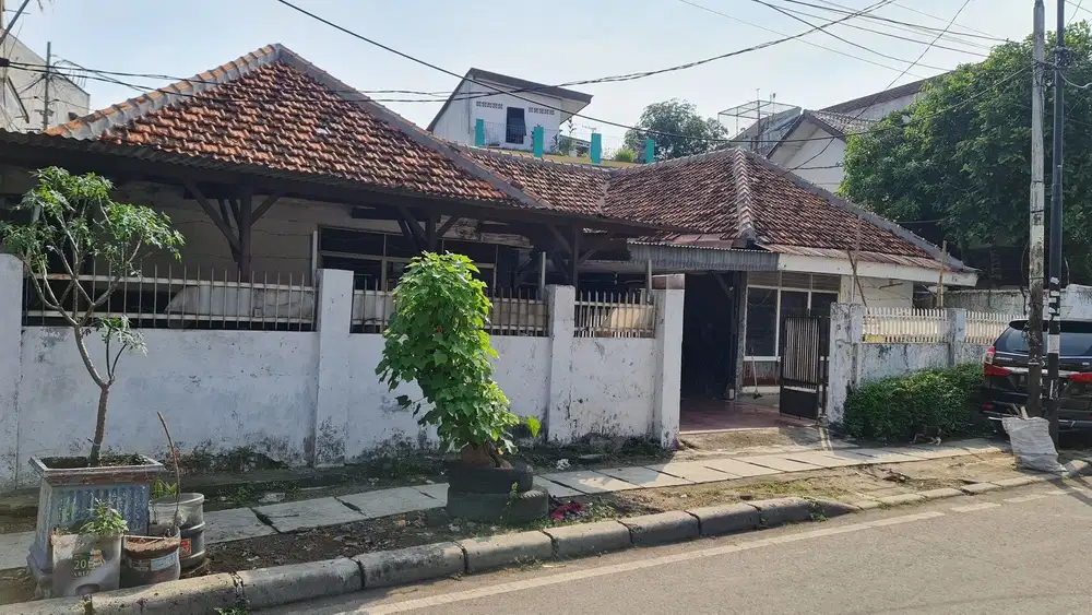 Rumah SHM di Senen Jakarta Pusat Dijual Cepat! – Harga di Bawah NJOP