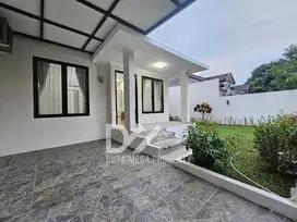 Dijual Rumah Modern Minimalis Di Graha Raya Bintaro Siap Huni