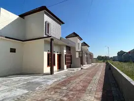 RUMAH PESAN BANGUN HADAP TIMUR LOKASI SANGAT STRATEGIS BISA KPR DI BANTU ACC DENGAN DP 0%