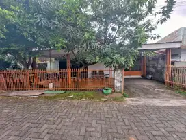 Rumah Siap Huni Dan Strategis Di Jalan Mawas Timur