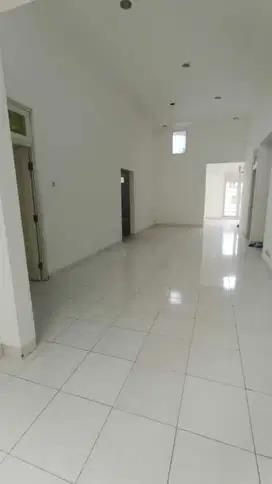 Disewakan Rumah Citra Garden 5 Tersedia 5 Kamar Rapih Baru di Renovasi