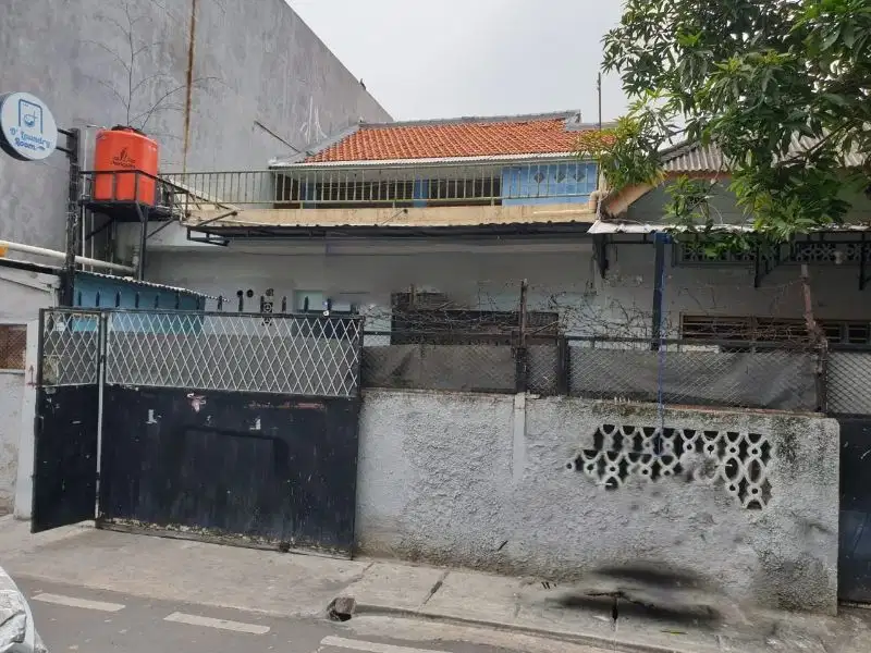Rumah Dijual di Kramat Kwitang
