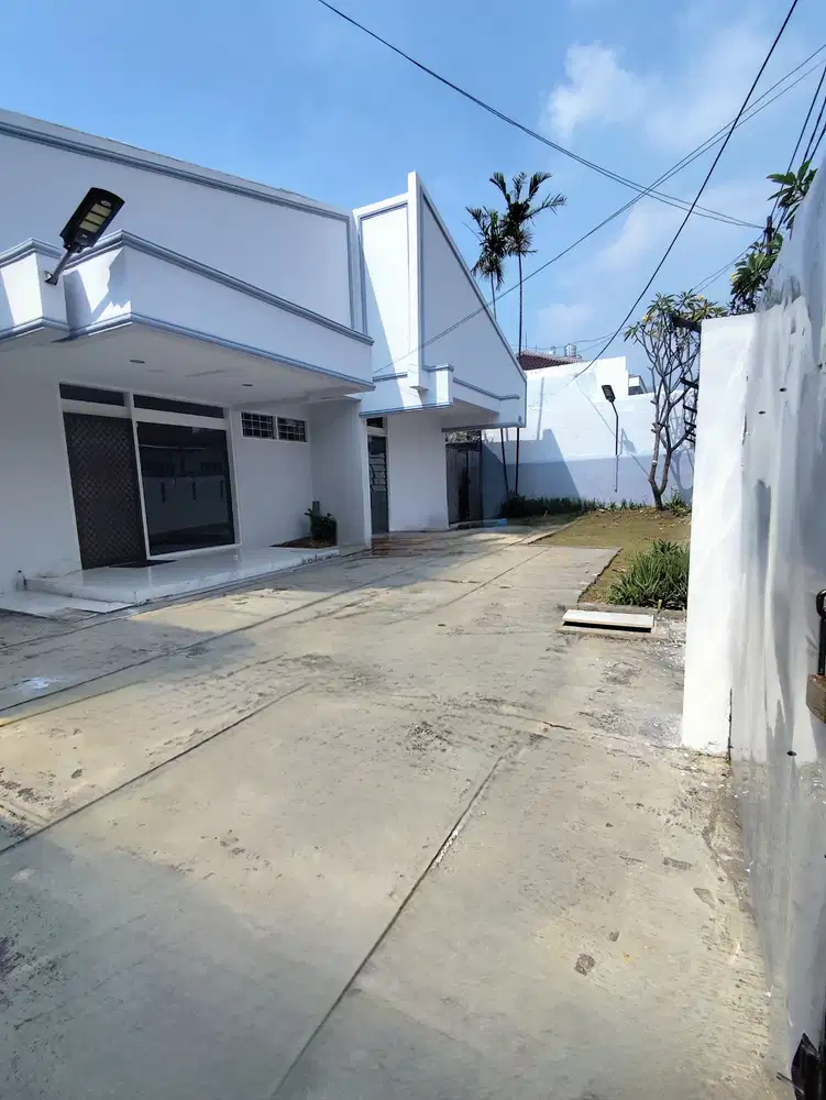 Rumah Strategis Siap Huni Di Pulomas Jakarta Timur R2141