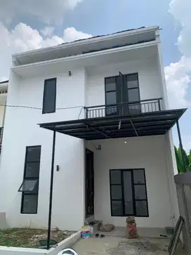 HUNIAN 2 LT 3 KAMAR CUMA 400 JUTAAN CASH ONLY DIPINGGIR JALAN
