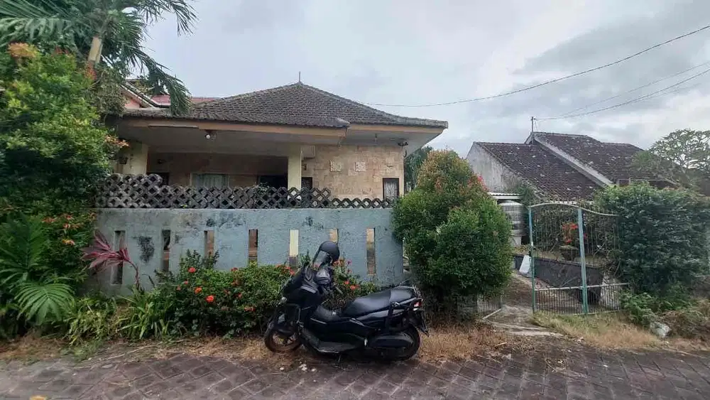 Rumah Deka Kampus Unud Goa Gong Jimbaran Kuta Selatan Badung Bali