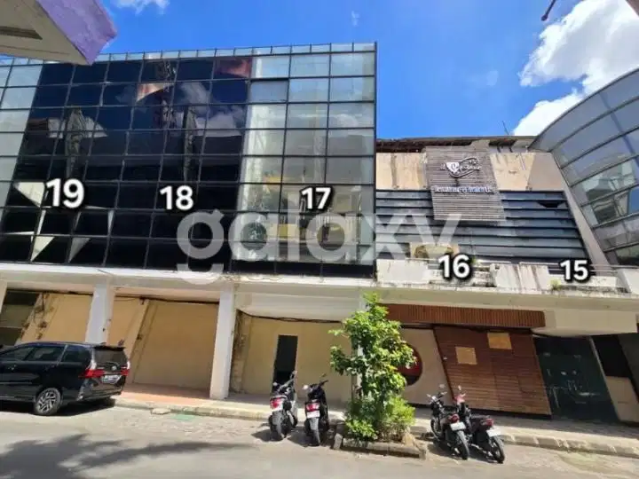 RUKO 5 UNIT GANDENG DI ISTANA KUTA GALERIA PATIH JELANTIK KUTA BADUNG, BALI