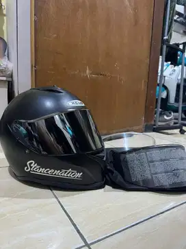 Helm Zeus 822b Black