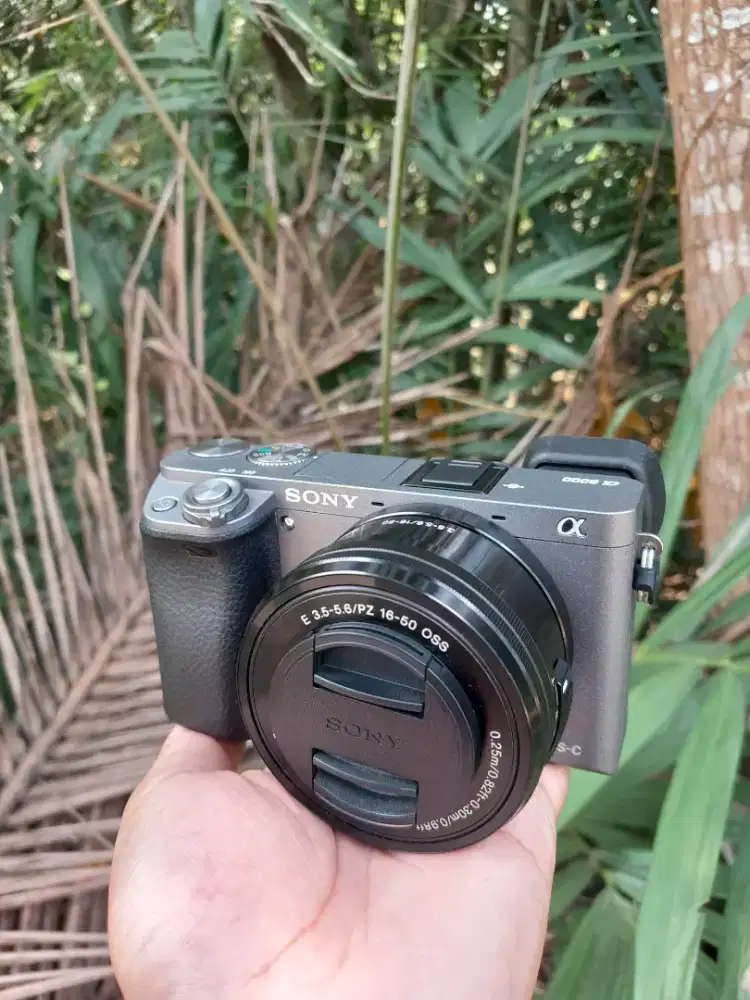 Kamera sony a6000 lensa kit muluss