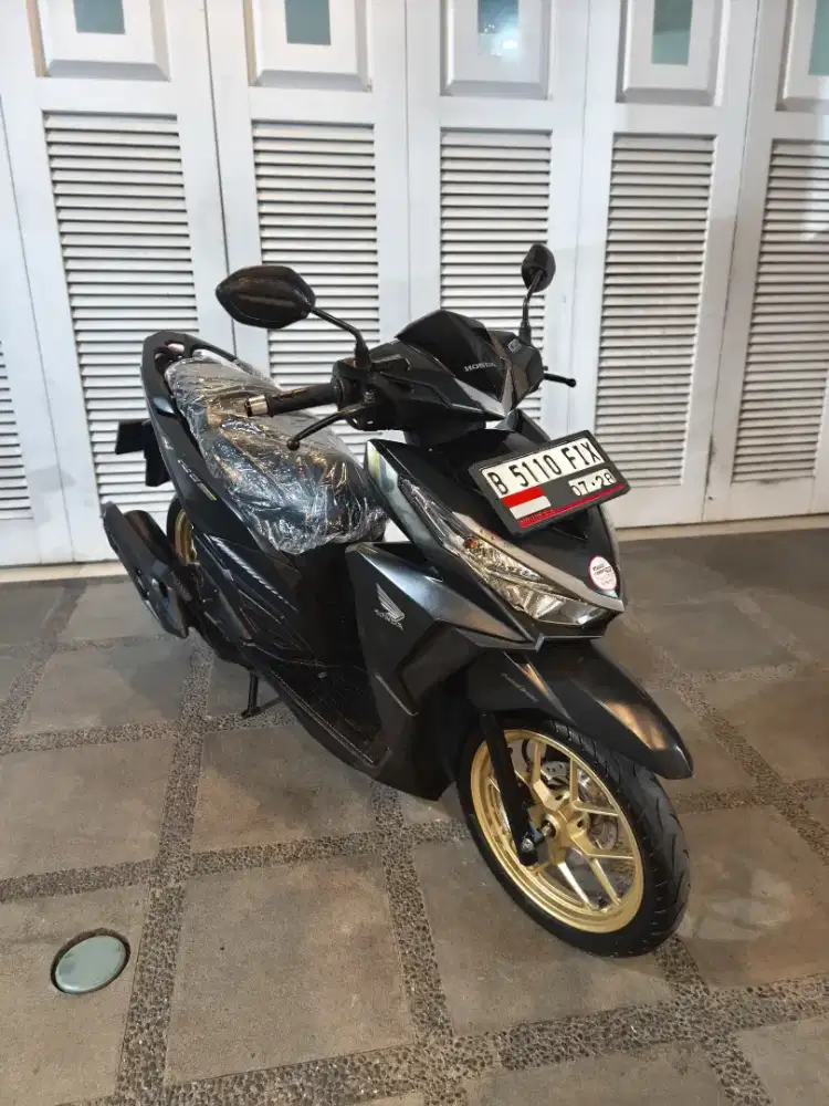 Bissmillah dijual motor Honda Vario LED old 150cc 2018 istimewa