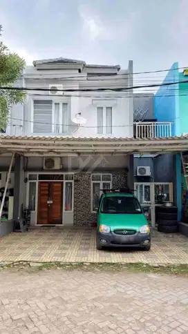 Rumah minimalis siap huni semi furnished di Adipati Residence Bintaro