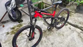 Polygon Siskiu D5 Size M 27.5 Tahun 2023