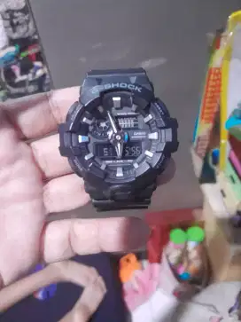 Jam tangan Casio G-Shock ga 700  lengkap