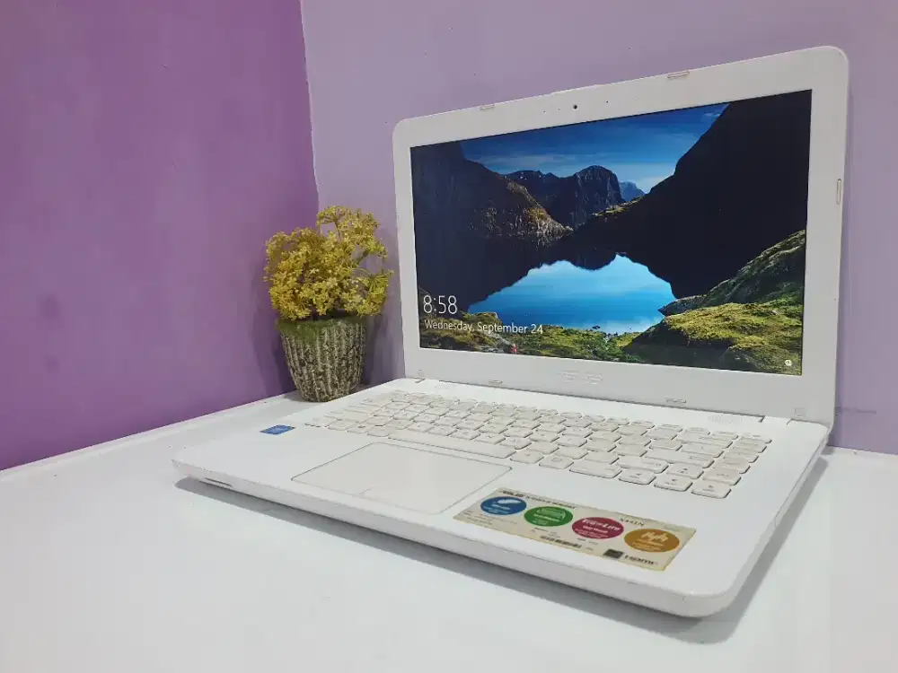 Laptop murmer ASUS X441 SSD GARANSI