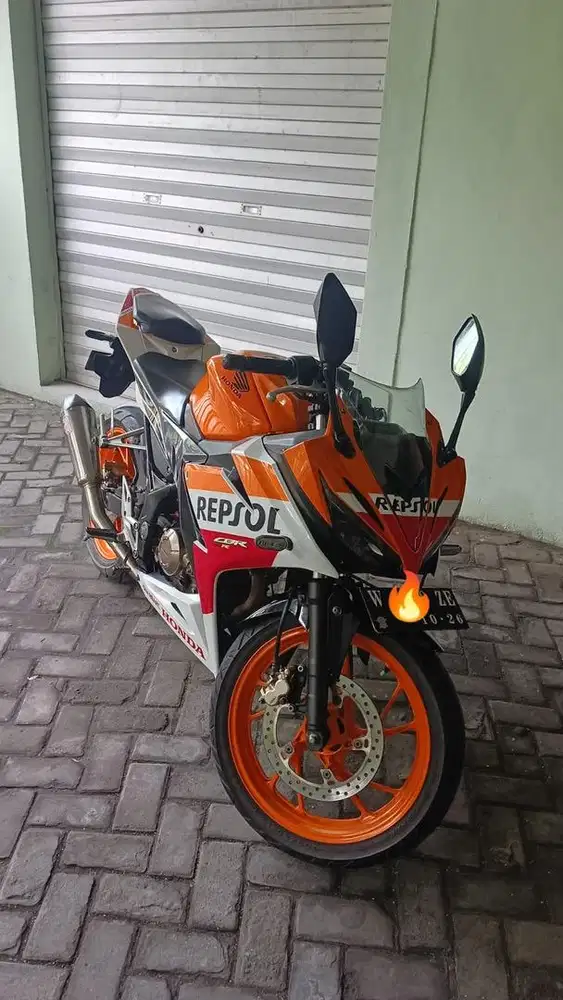 Dijual Sepeda Motor Honda CBR150R