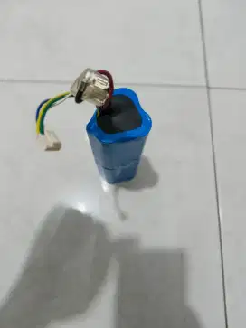 Battery vaccum cleaner
