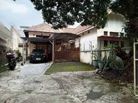 Rumah Strategis di Mainroad Gatot Subroto Bandung