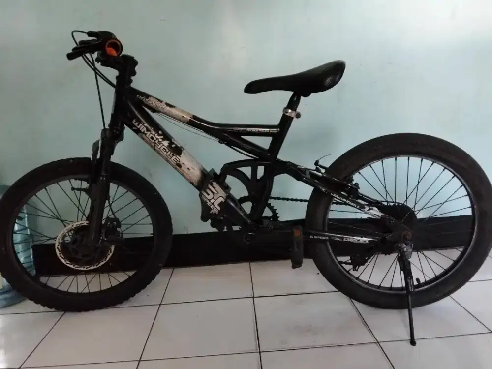 Sepeda WYM CYCLE