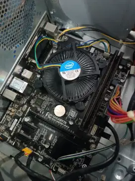 CPU Core i3-4160 Gen-4, Ram 4Gb, HDD 500Gb, Mobo Gigabyte H81
