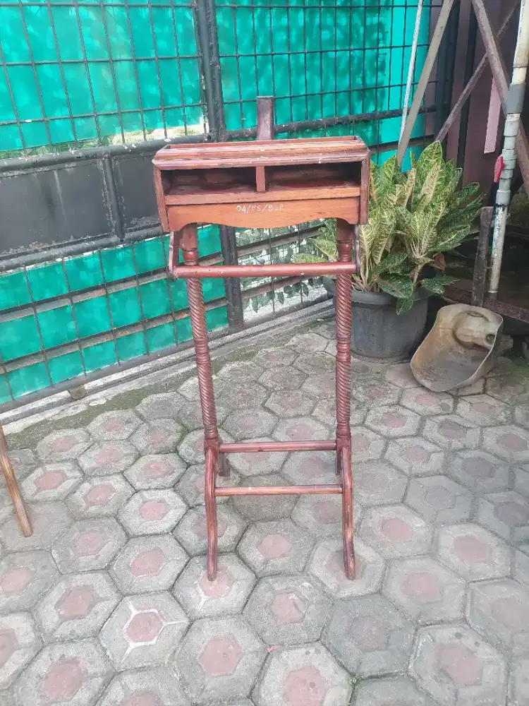 vintage meja standing meja dasi meja handuk