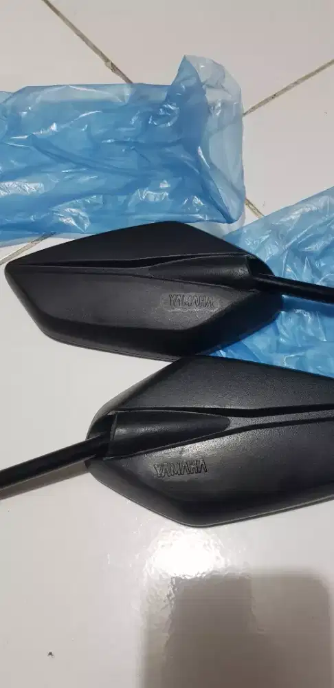 Spion Yamaha, bukan ori