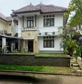 Rumah Cantik Cirendeu - Jakarta Selatan.