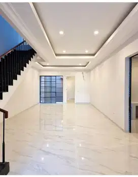 Dijual Rumah di Araya 2