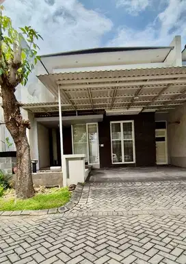 JUAL SEWA RUMAH ROYAL RESIDENCE 3KT SEMI FURNISHED WIYUNG PAKUWON MALL