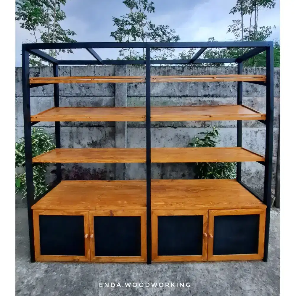 Rak display / Etalase display / Lemari Rak