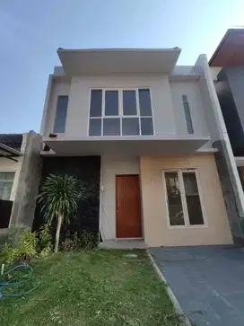 Baru 2 lantai‼️Jual rumah minimalis modern bukit palma sby barat