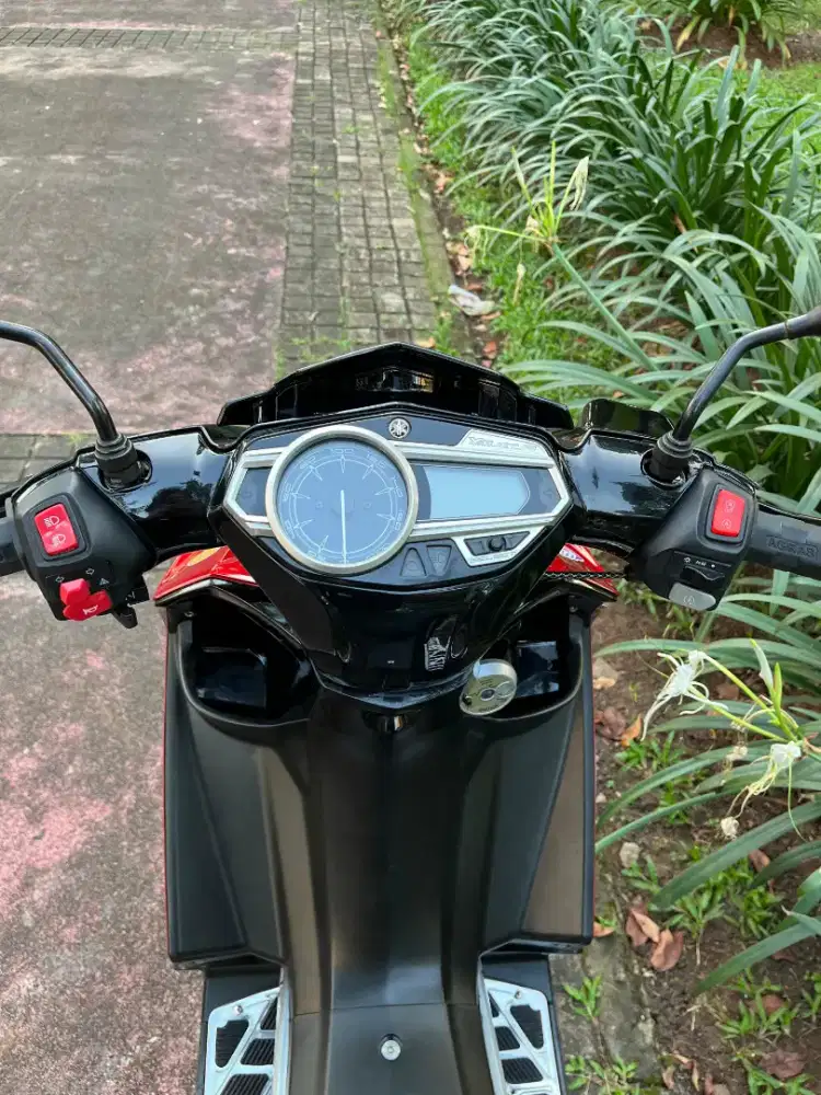 Batok depan komplit stang yamaha nouvo Sx baru nempel