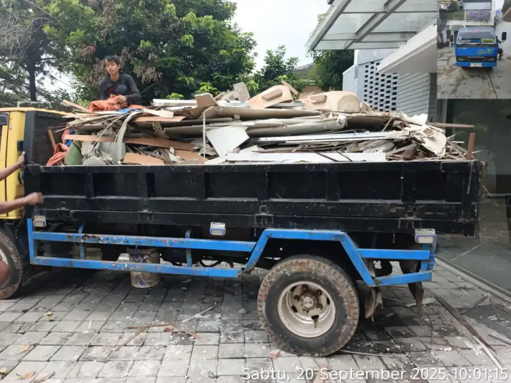 Jasa buang sampah proyek