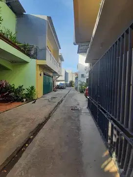 KONTRAKAN KARYAWATI/PASUTRI DEKAT CAWANG, HALIM, CLILITAN
