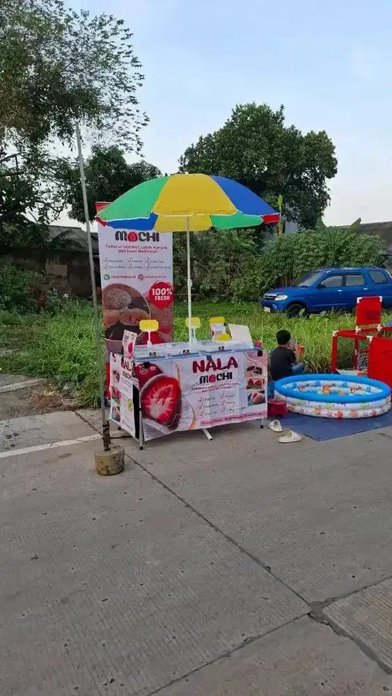 Lowongan Loker Penjaga Stand dan Staff Produksi Nala Mochi