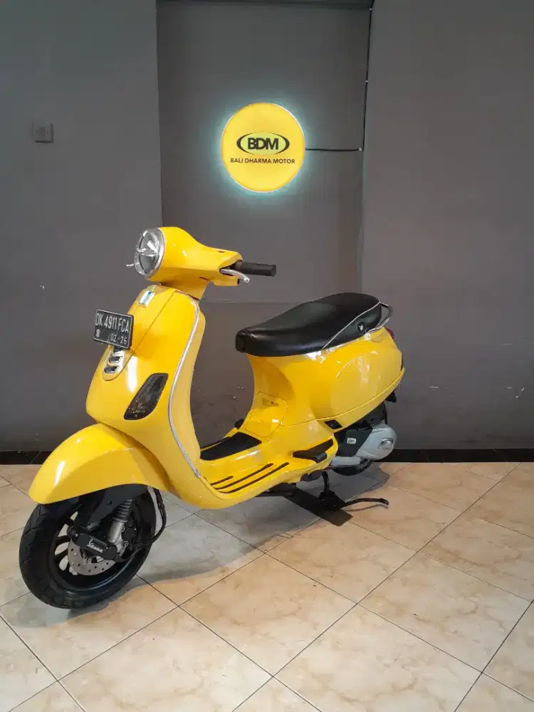 DP 2,3 JT/ PIAGGIO VESPA LX 125 TAHUN 2020 PAJAK HIDUP SURAT LENGKAP