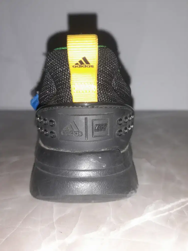 Adidas kids 
Adidas x lego
Size 25,5