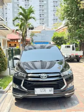 TOYOTA VENTURER 2.0 AT 2017