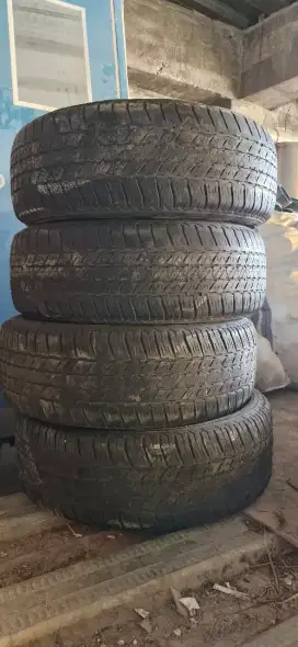 Ban Bekas Bridgestone Dueler 265/60 R18 (2022) - Borongan Murah